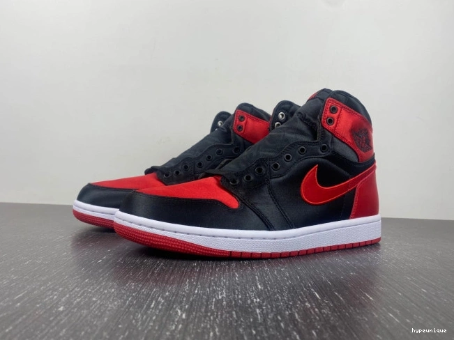 HYPE OG WMNS Satin Jordan FD4810-061 High Air 1 Bred 0728